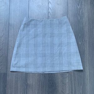 Aritzia Plain Mini Skirt